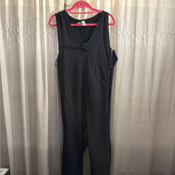 Northface Black Zip-Up Base layer Jumpsuit - Picture 5 of 10